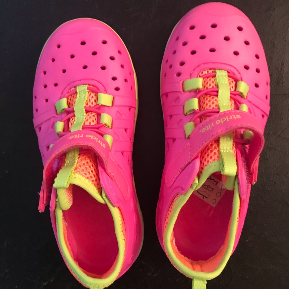 Toddler girls shoes size 11